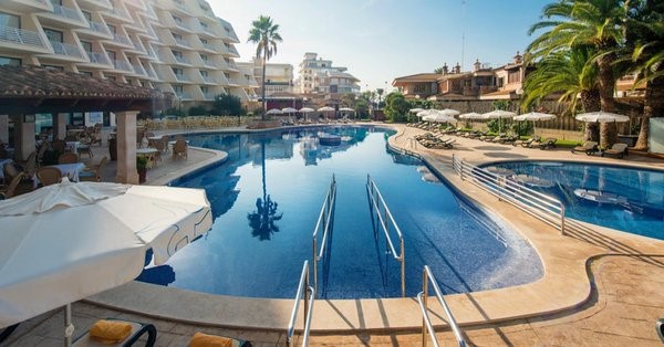 piscinas climatizas con calderas de biomasa